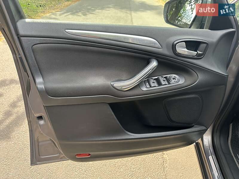 Мінівен Ford S-Max 2013 в Києві