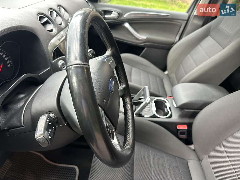 Мінівен Ford S-Max 2013 в Києві