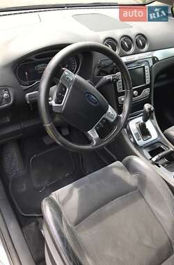 Минивэн Ford S-Max 2007 в 