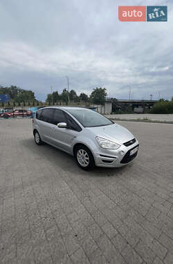 Минивэн Ford S-Max 2012 в 