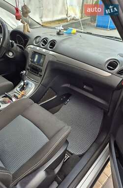 Минивэн Ford S-Max 2011 в 