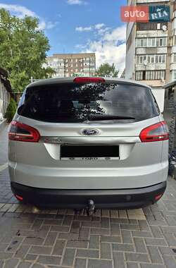 Минивэн Ford S-Max 2011 в 