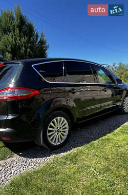 Минивэн Ford S-Max 2010 в 