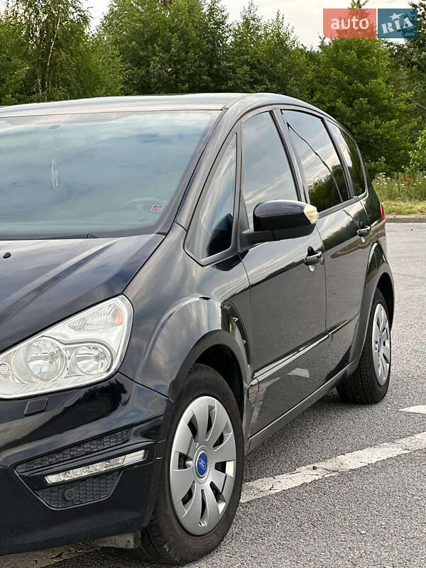 Минивэн Ford S-Max 2014 в Звягеле