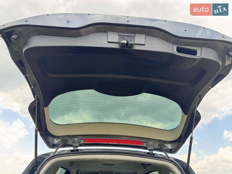 Минивэн Ford S-Max 2009 в Киеве