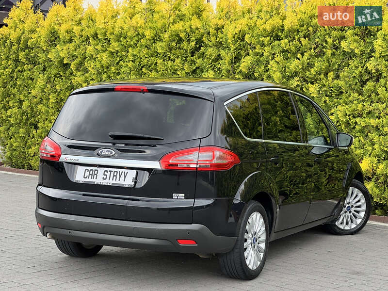 Минивэн Ford S-Max 2011 в Стрые