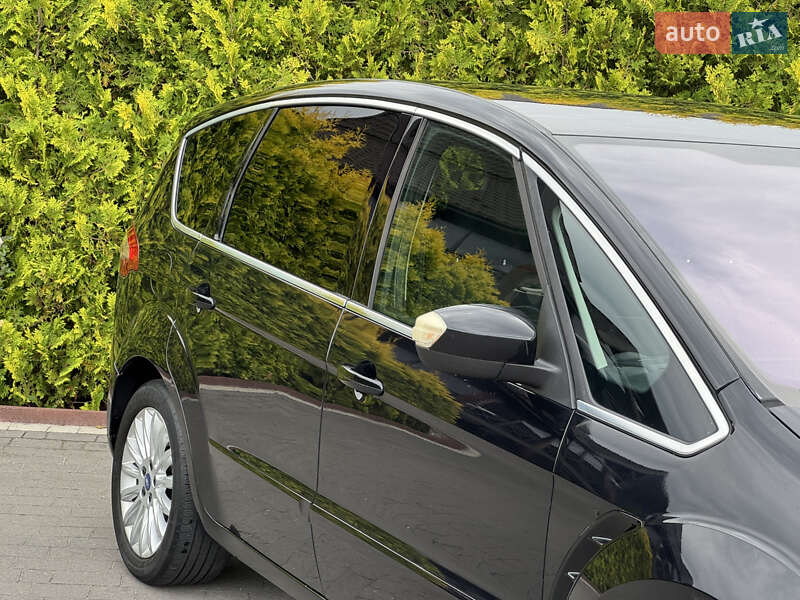 Минивэн Ford S-Max 2011 в Стрые