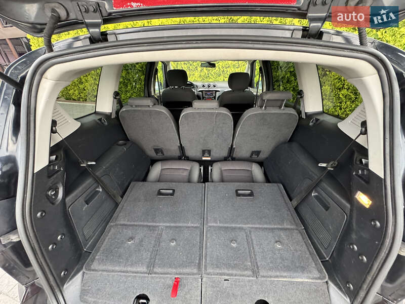 Минивэн Ford S-Max 2011 в Стрые