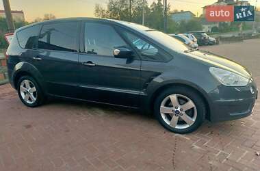 Минивэн Ford S-Max 2009 в 