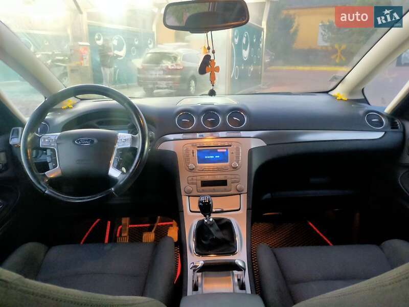 Минивэн Ford S-Max 2009 в Ровно