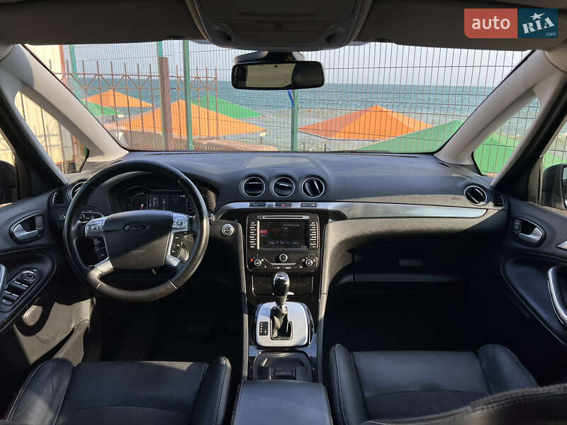 Минивэн Ford S-Max 2013 в Одессе