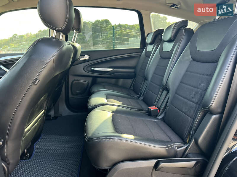 Минивэн Ford S-Max 2013 в Одессе