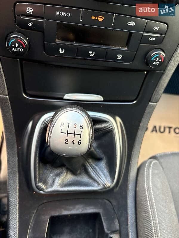 Минивэн Ford S-Max 2012 в Снятине