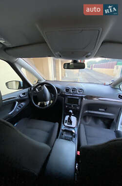 Минивэн Ford S-Max 2014 в Киеве
