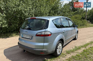 Минивэн Ford S-Max 2006 в 