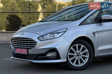 Минивэн Ford S-Max 2020 в 