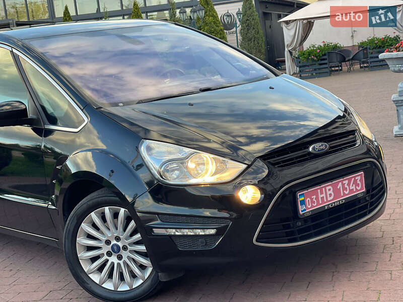 Минивэн Ford S-Max 2011 в Стрые