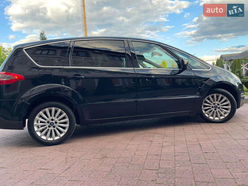 Минивэн Ford S-Max 2011 в Стрые
