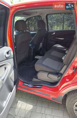 Минивэн Ford S-Max 2012 в 