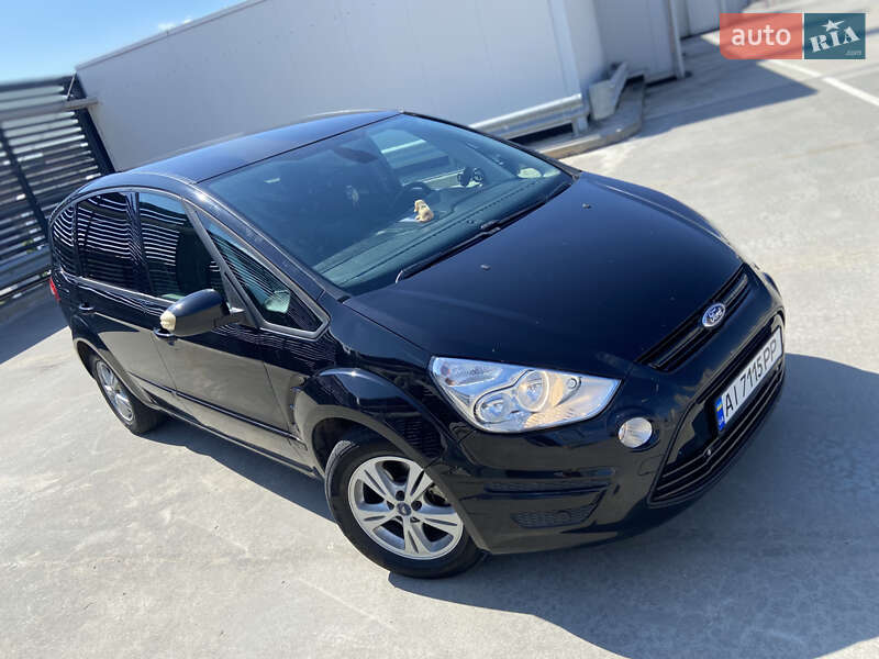 Минивэн Ford S-Max 2011 в Киеве