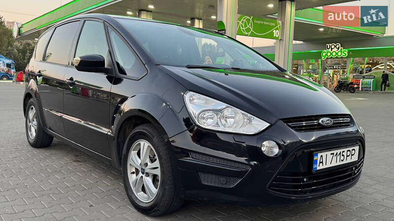 Минивэн Ford S-Max 2011 в Киеве