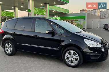 Минивэн Ford S-Max 2011 в 