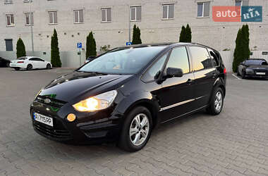 Минивэн Ford S-Max 2011 в 
