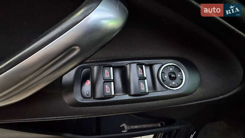 Минивэн Ford S-Max 2011 в Киеве