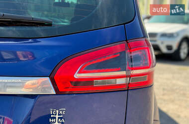 Минивэн Ford S-Max 2013 в 