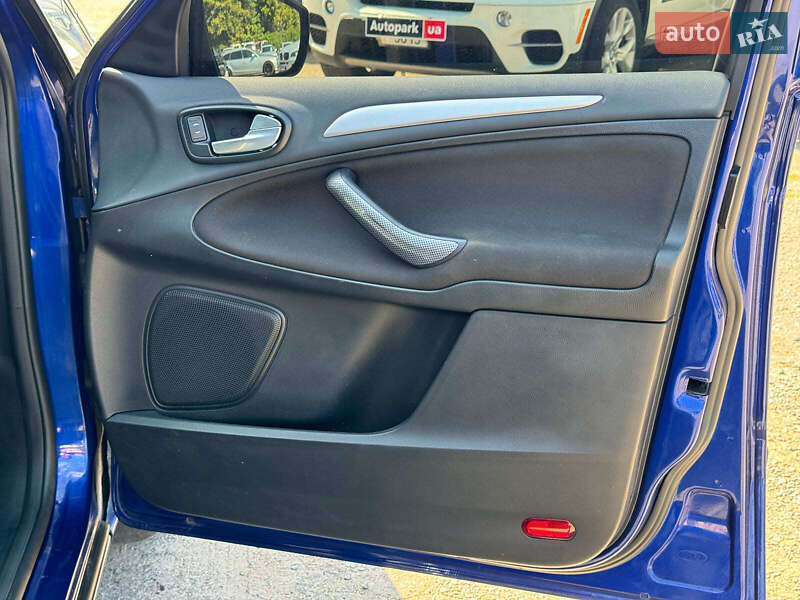 Минивэн Ford S-Max 2013 в Виннице