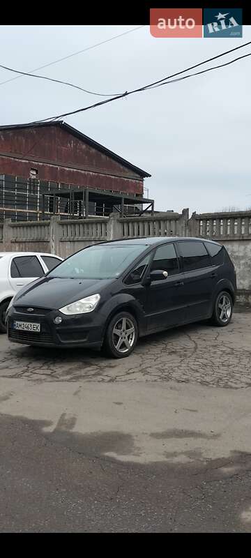 Минивэн Ford S-Max 2007 в 