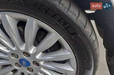 Минивэн Ford S-Max 2011 в 