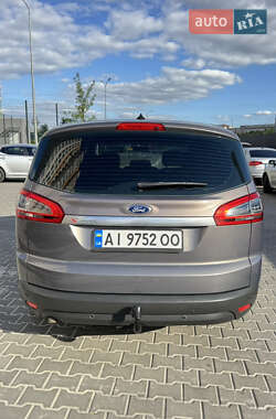 Минивэн Ford S-Max 2012 в 