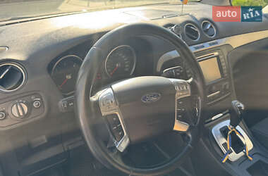 Минивэн Ford S-Max 2012 в 