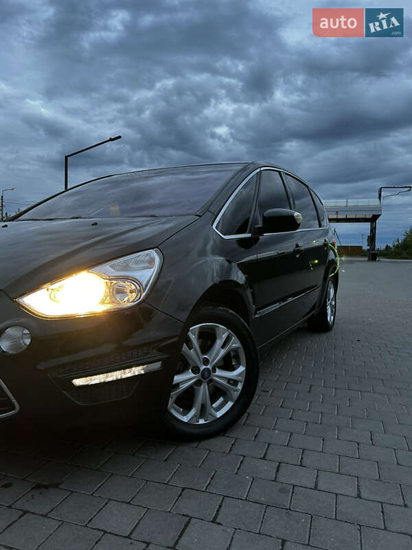 Минивэн Ford S-Max 2011 в Ивано-Франковске