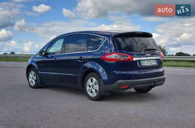 Минивэн Ford S-Max 2010 в 