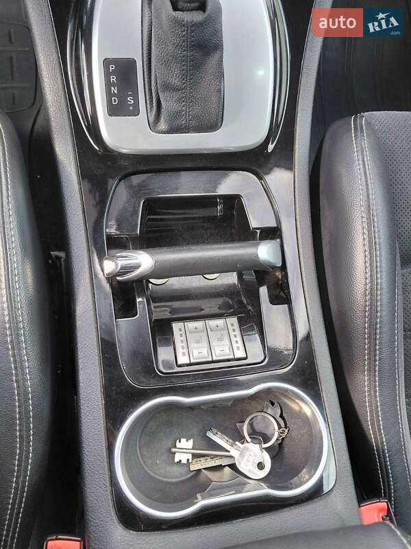 Минивэн Ford S-Max 2010 в Щирце