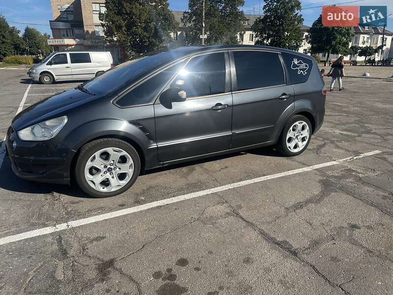 Минивэн Ford S-Max 2008 в Мене