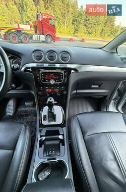 Мінівен Ford S-Max 2013 в 