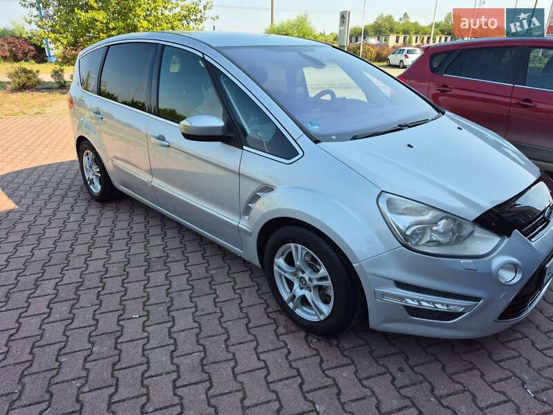 Минивэн Ford S-Max 2011 в Виноградове