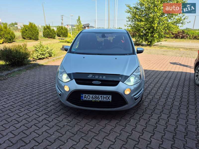 Минивэн Ford S-Max 2011 в Виноградове