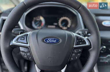 Мінівен Ford S-Max 2020 в 