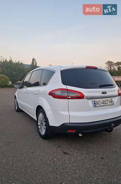 Мінівен Ford S-Max 2014 в 