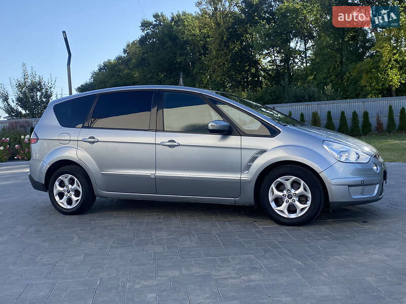 Мінівен Ford S-Max 2008 в Луцьку