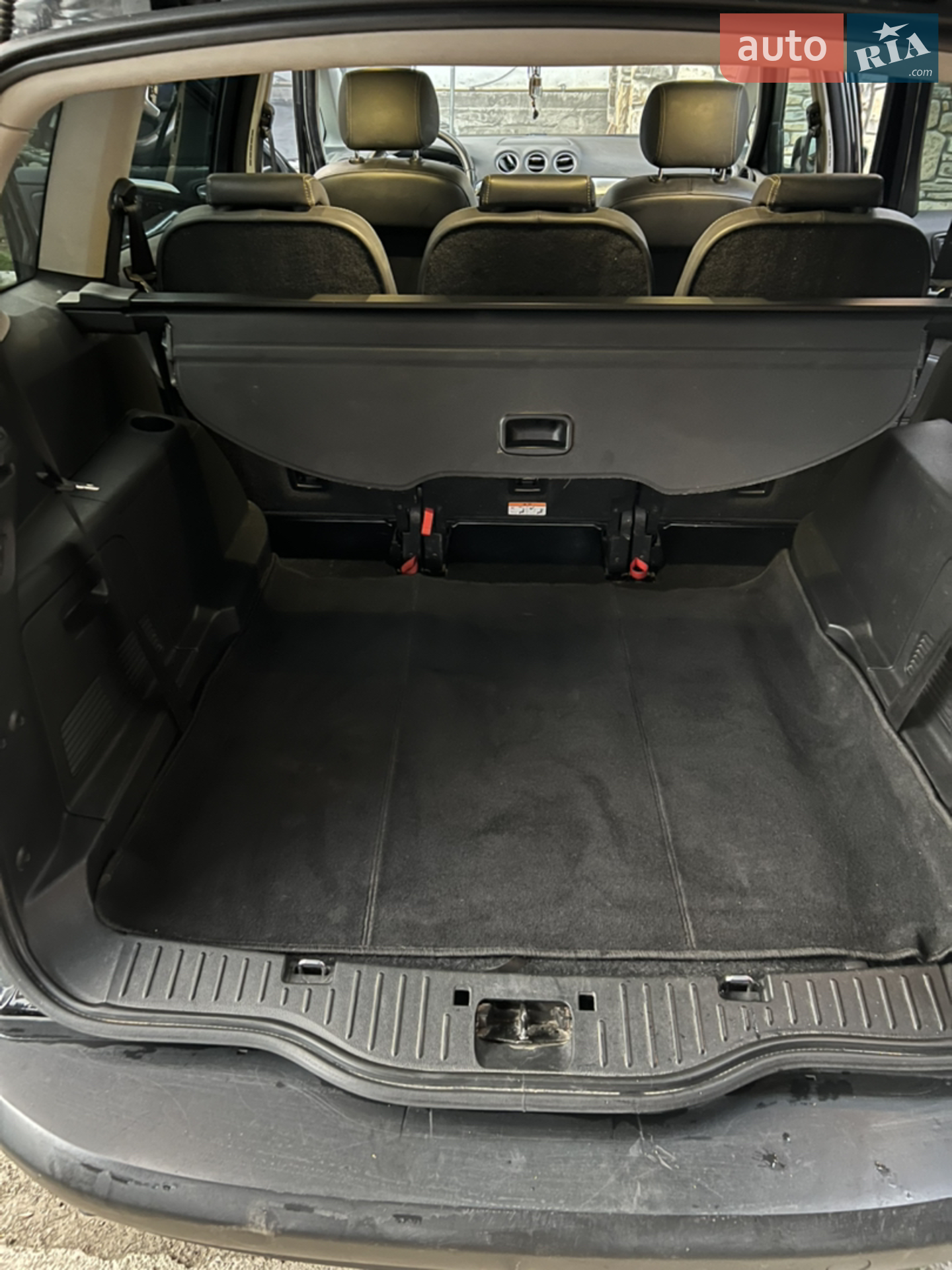 2013 Ford S-MAX - мініатюра 119