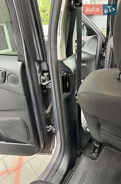 Минивэн Ford S-Max 2011 в 