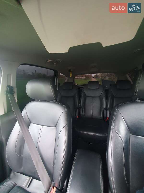 Минивэн Ford S-Max 2013 в Сваляве