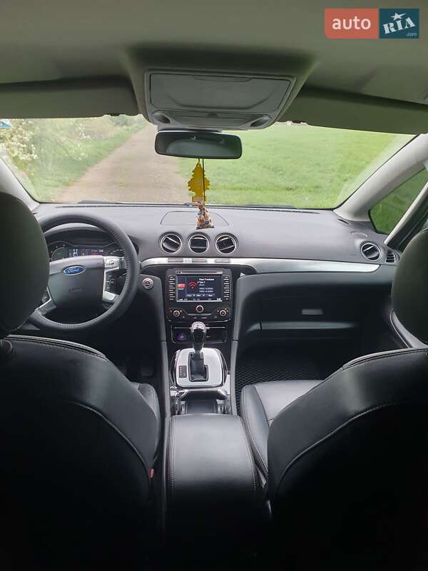 Минивэн Ford S-Max 2013 в Сваляве