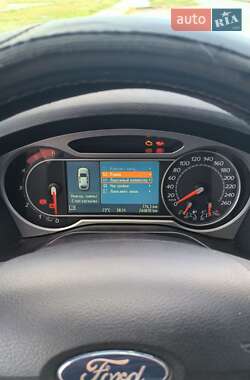 Минивэн Ford S-Max 2009 в 