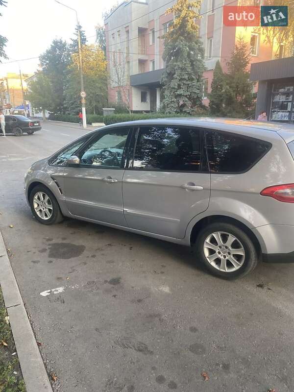 Минивэн Ford S-Max 2014 в 